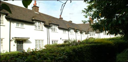 90-94 Temple Fortune Lane